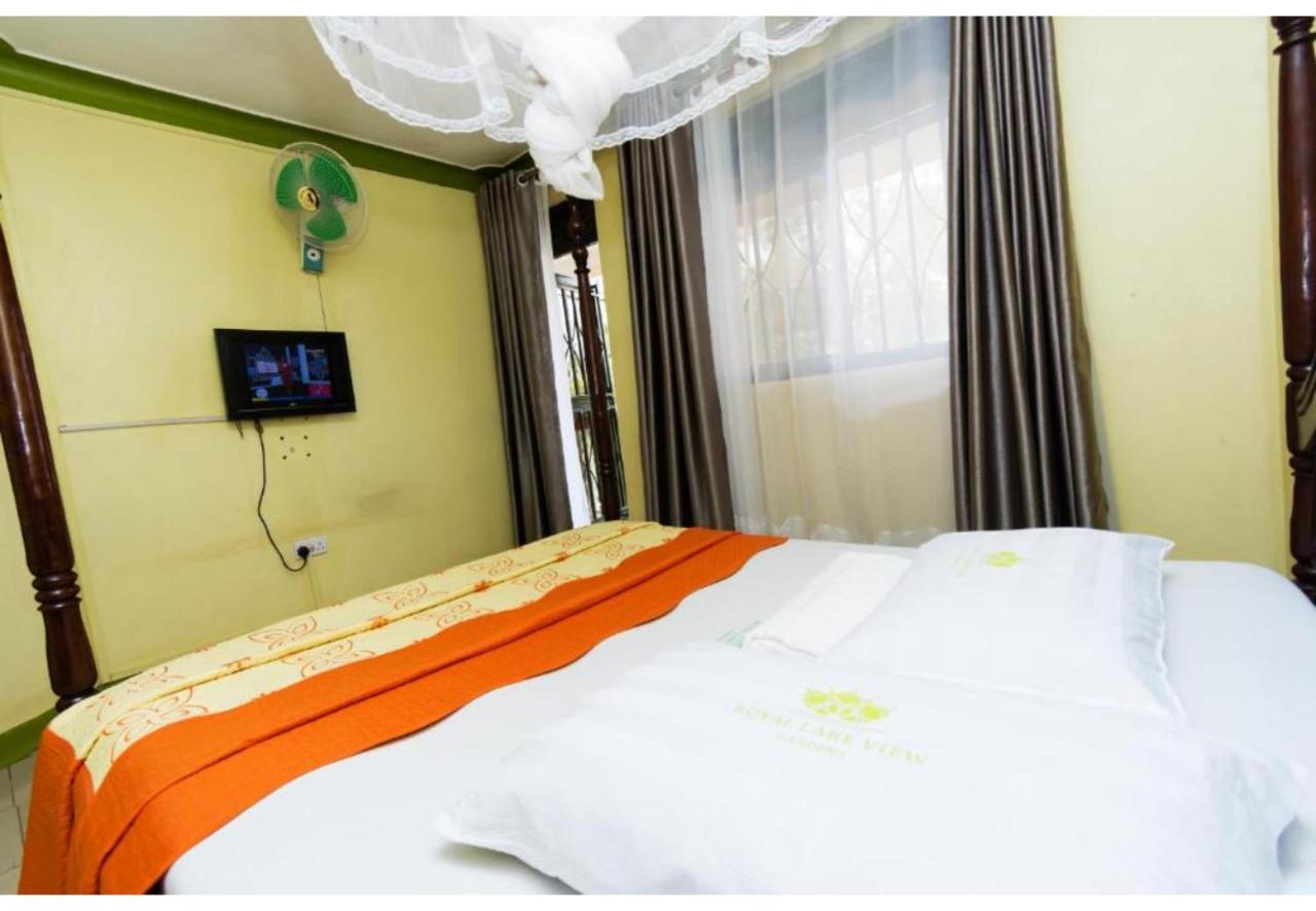 Royal Lake View Gardens Kampala Exterior foto