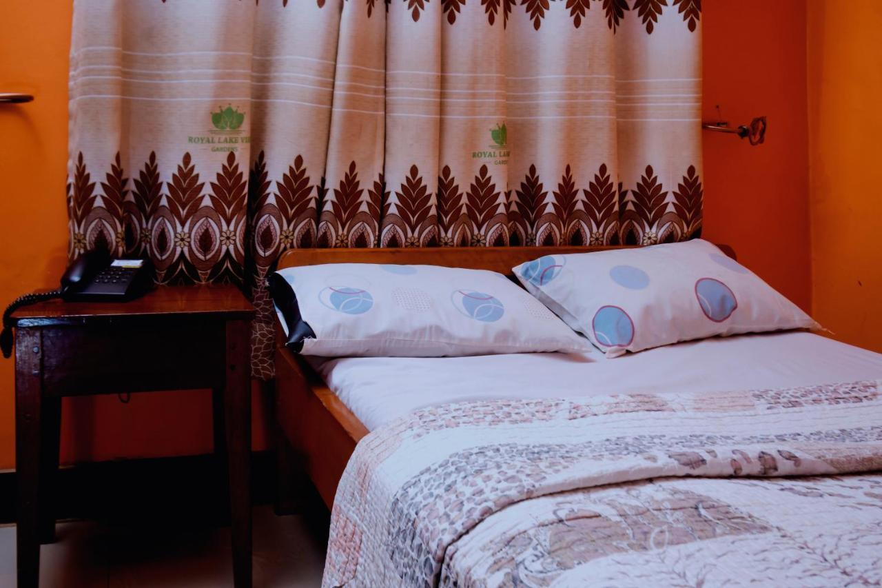 Royal Lake View Gardens Kampala Exterior foto