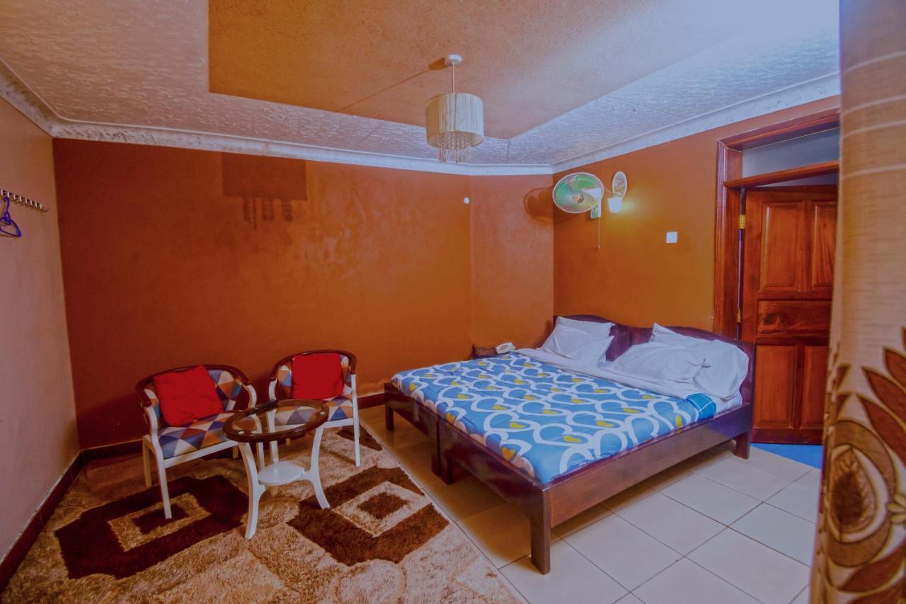 Royal Lake View Gardens Kampala Exterior foto